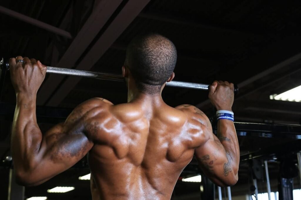 pullups بناء العضلات بعد سن 40